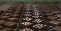 Les trois chocolats, Emiko Sano