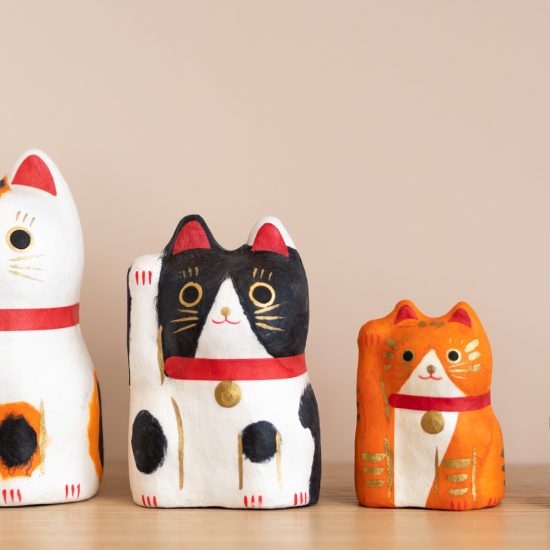 figurines chats bienvenue japon